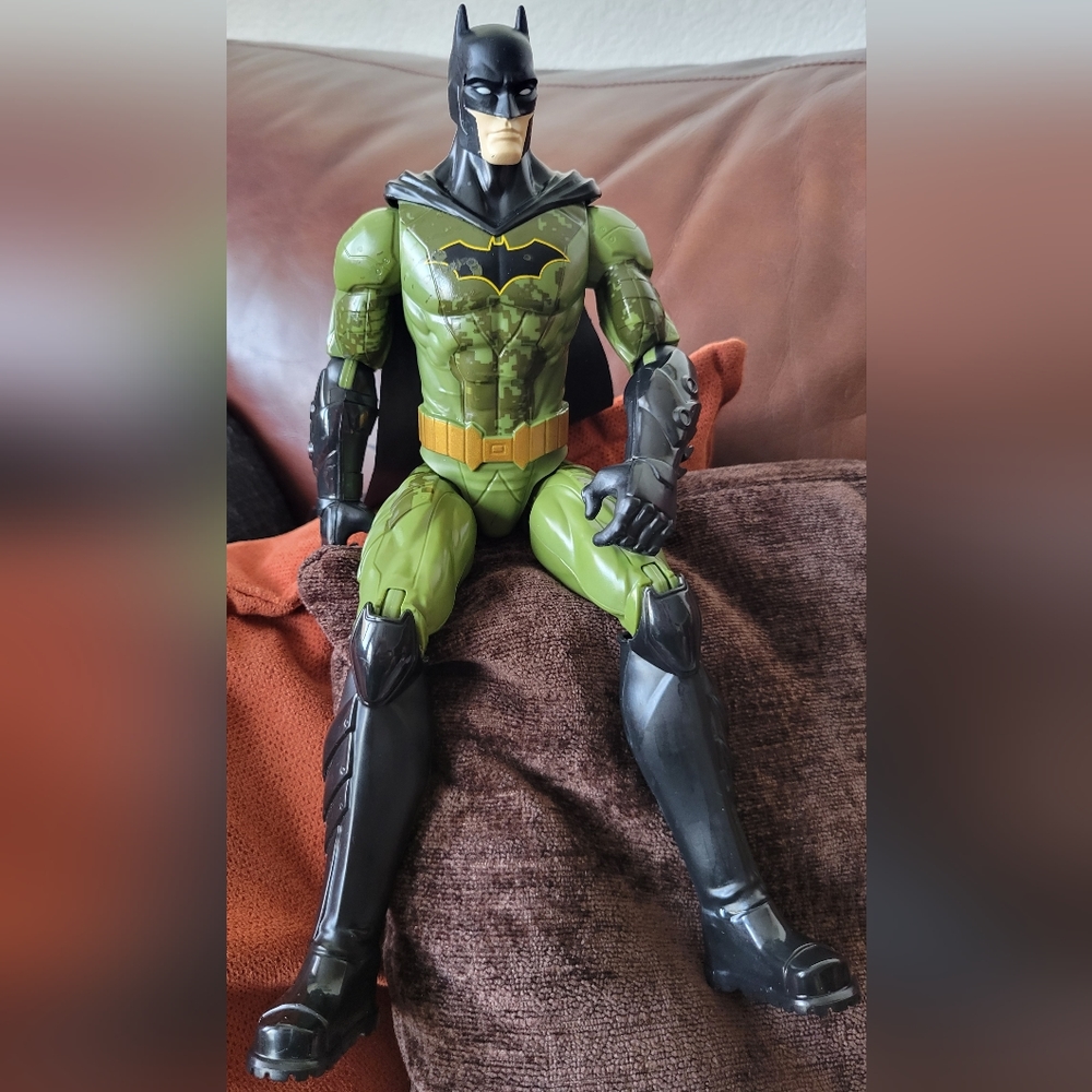 Batman - Picture 3 of 3